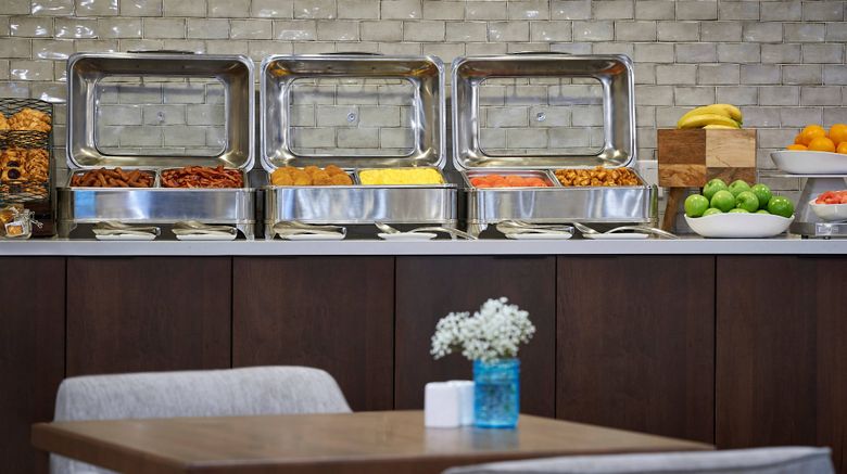 <b>Delta Hotels Toronto Mississauga Restaurant</b>. Images powered by <a href="https://www.leonardoworldwide.com/" title="Leonardo Worldwide" target="_blank">Leonardo</a>.