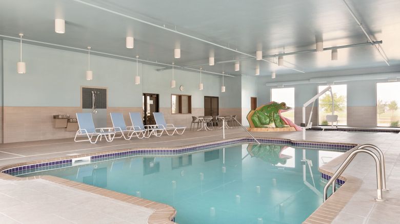 <b>Four Points by Sheraton Fargo Medical Center Pool</b>. Images powered by <a href="https://www.leonardoworldwide.com/" title="Leonardo Worldwide" target="_blank">Leonardo</a>.