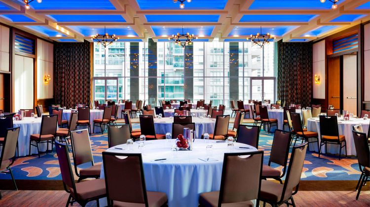 Delta Hotels by Marriott Toronto Meeting
