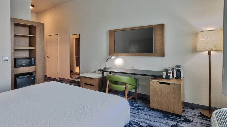 Fairfield Inn & Suites Albuquerque North Room