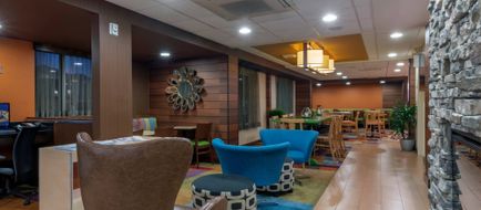 Fairfield Inn & Suites by Marriott Lobby
