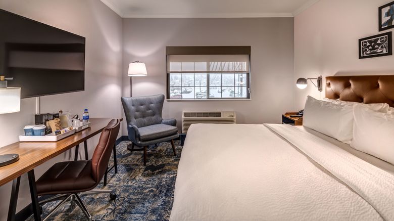 <b>Four Points by Sheraton Anchorage Downtn Room</b>. Images powered by <a href="https://www.leonardoworldwide.com/" title="Leonardo Worldwide" target="_blank">Leonardo</a>.
