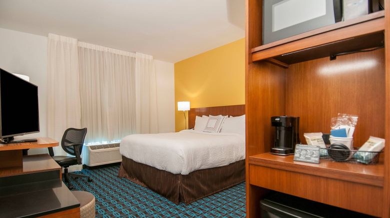 <b>Fairfield Inn & Suites LaPlace Room</b>. Images powered by <a href="https://www.leonardoworldwide.com/" title="Leonardo Worldwide" target="_blank">Leonardo</a>.