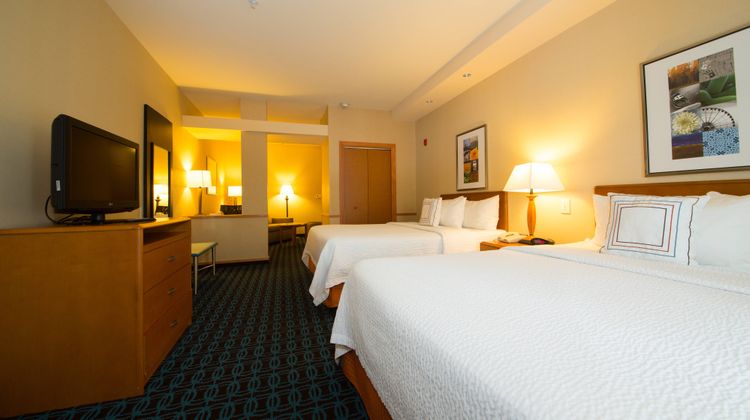 Fairfield Inn & Suites Cordele Suite