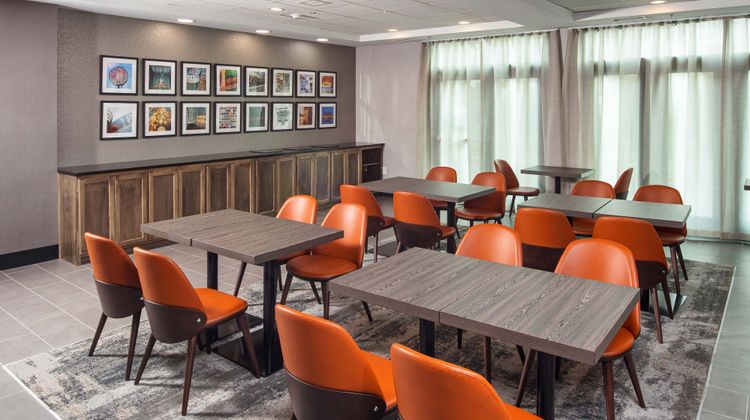 Four Points by Sheraton Appleton Restaurant