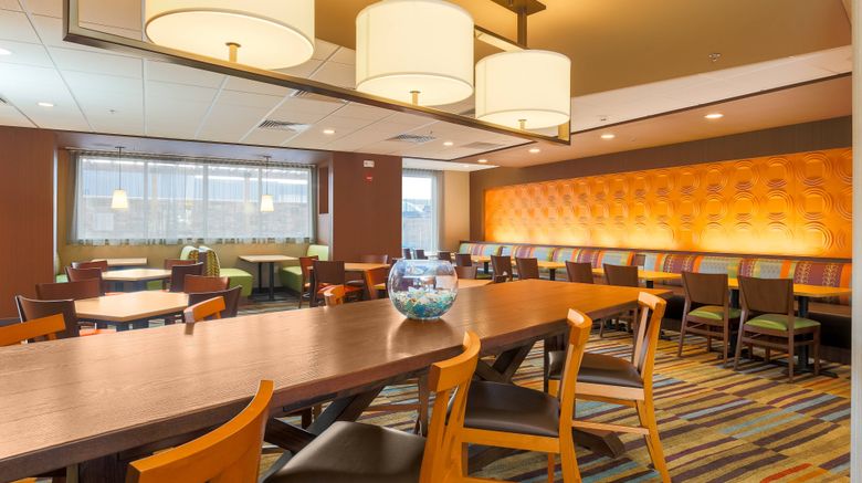 <b>Fairfield Inn & Suites Alexandria Restaurant</b>. Images powered by <a href="https://www.leonardoworldwide.com/" title="Leonardo Worldwide" target="_blank">Leonardo</a>.