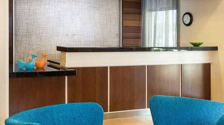 Fairfield Inn & Suites Holland Lobby