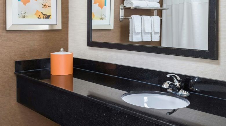 <b>Fairfield Inn & Suites Holland Room</b>. Images powered by <a href="https://www.leonardoworldwide.com/" title="Leonardo Worldwide" target="_blank">Leonardo</a>.