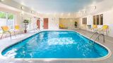Fairfield Inn & Suites Holland Pool