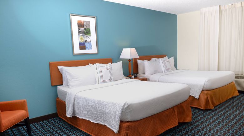 <b>Fairfield Inn & Suites Effingham Room</b>. Images powered by <a href="https://www.leonardoworldwide.com/" title="Leonardo Worldwide" target="_blank">Leonardo</a>.