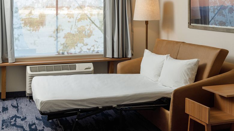 <b>Fairfield Inn & Suites Salina Suite</b>. Images powered by <a href="https://www.leonardoworldwide.com/" title="Leonardo Worldwide" target="_blank">Leonardo</a>.
