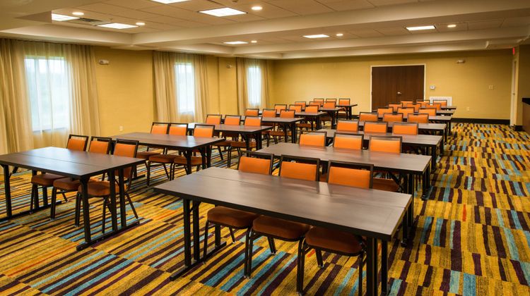 Fairfield Inn & Suites Atmore Meeting