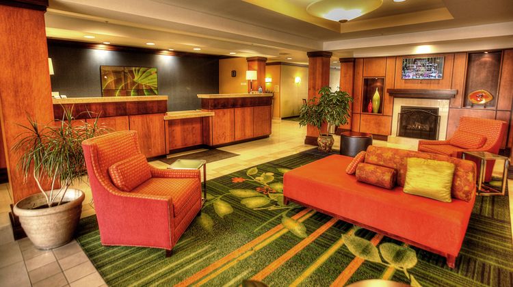 Fairfield Inn & Suites Rend Lake Lobby