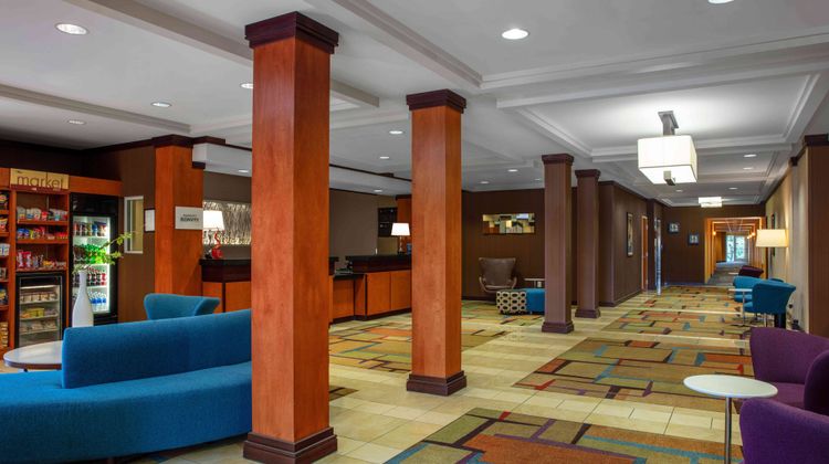 Fairfield Inn & Suites Augusta Lobby