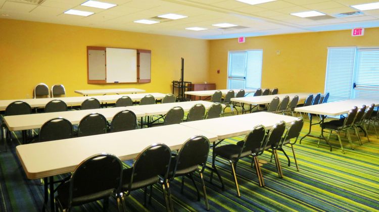 Fairfield Inn & Suites Rend Lake Meeting