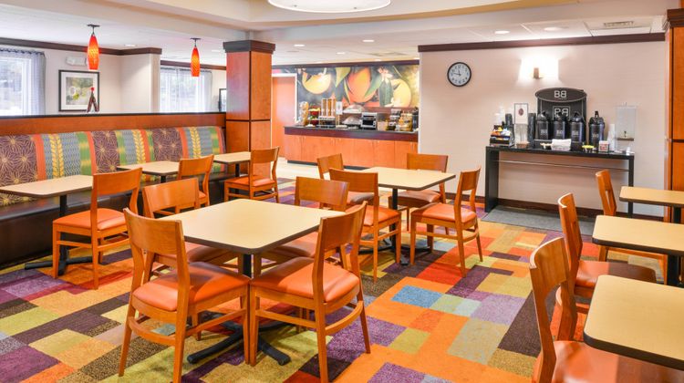 Fairfield Inn & Suites Asheboro Restaurant