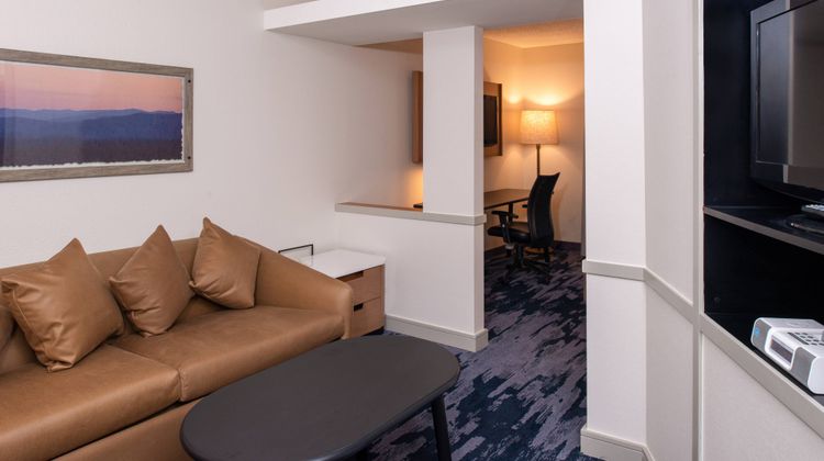 Fairfield Inn/Suites High Point Archdale Suite