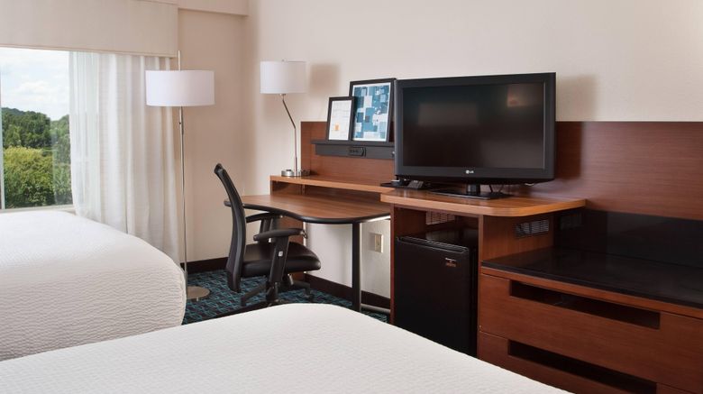 <b>Fairfield Inn Greenville-Spartanburg Air Room</b>. Images powered by <a href="https://www.leonardoworldwide.com/" title="Leonardo Worldwide" target="_blank">Leonardo</a>.