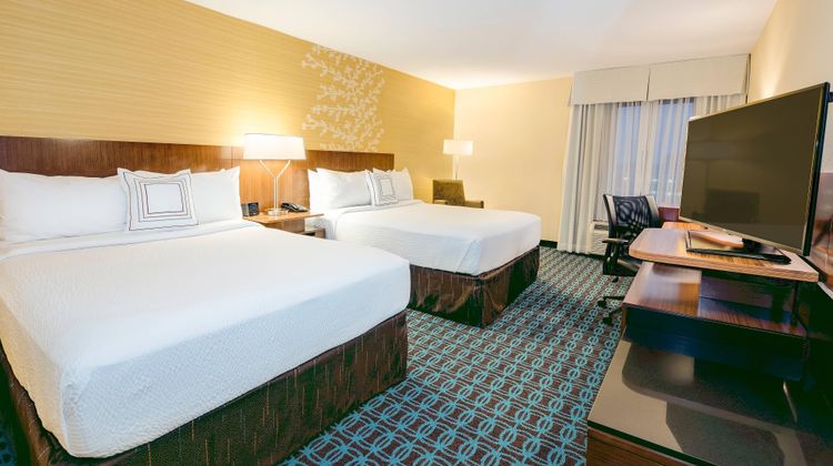 Fairfield Inn & Suites Greenville Room