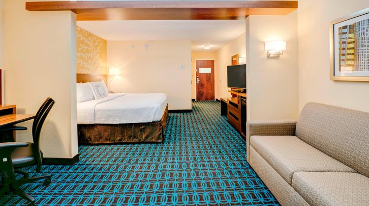 Fairfield Inn & Suites Greenville Suite
