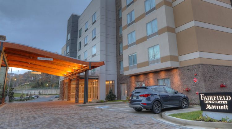 Fairfield Inn & Suites Gatlinburg South Exterior