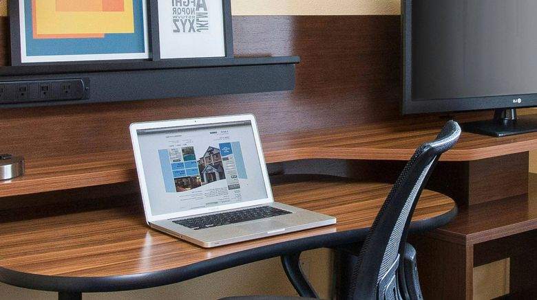 <b>Fairfield Inn & Suites Peru Suite</b>. Images powered by <a href="https://www.leonardoworldwide.com/" title="Leonardo Worldwide" target="_blank">Leonardo</a>.