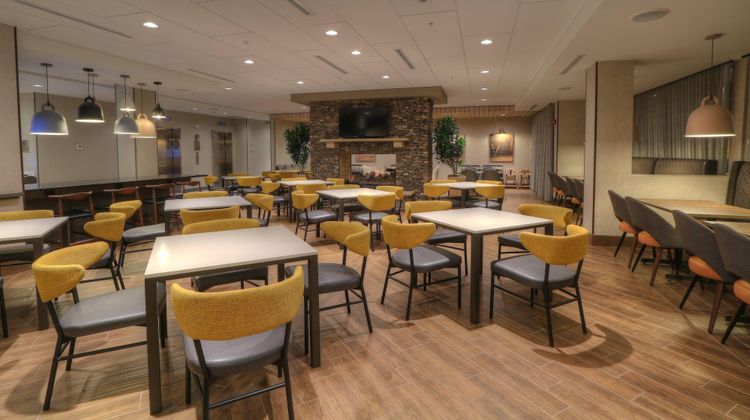 Fairfield Inn & Suites Gatlinburg South Restaurant