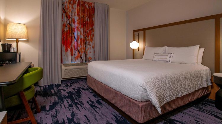 Fairfield Inn & Suites Venice Room