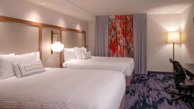 Fairfield Inn & Suites Venice Suite