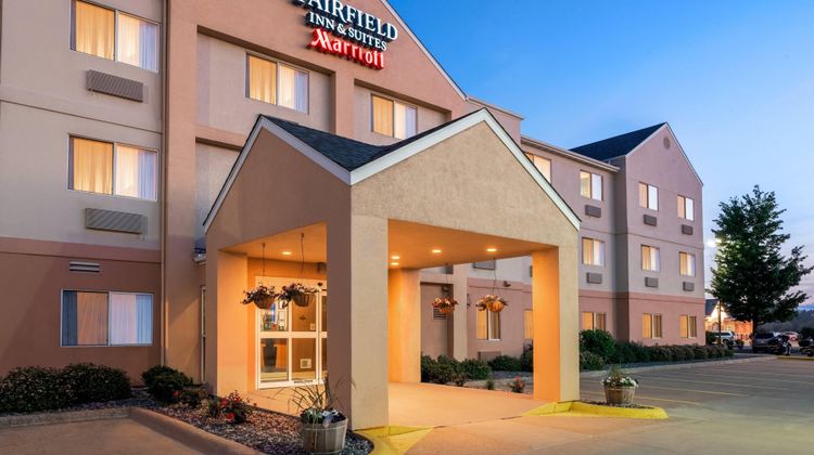 Fairfield Inn by Marriott Stevens Point Exterior
