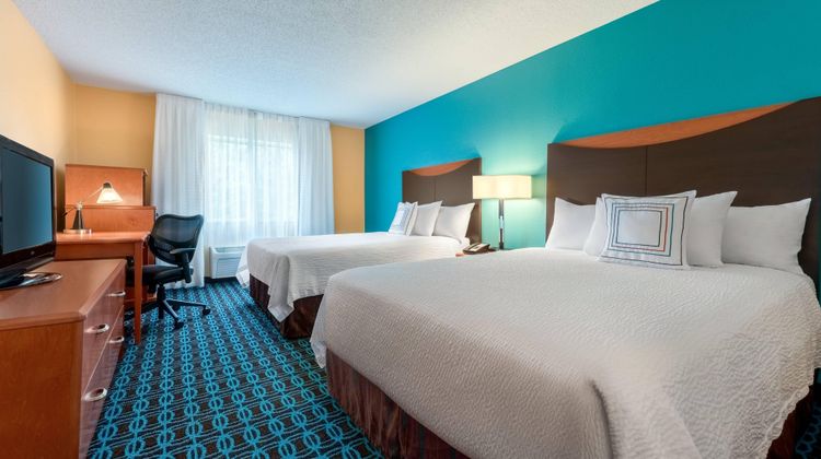 Fairfield Inn by Marriott Stevens Point Room
