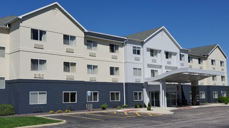 Fairfield Inn St. Louis Collinsville Exterior