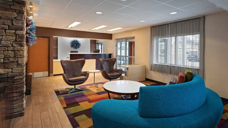 <b>Fairfield Inn St. Louis Collinsville Lobby</b>. Images powered by <a href="https://www.leonardoworldwide.com/" title="Leonardo Worldwide" target="_blank">Leonardo</a>.