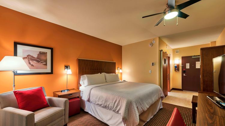 Four Points by Sheraton Energy Corridor Room