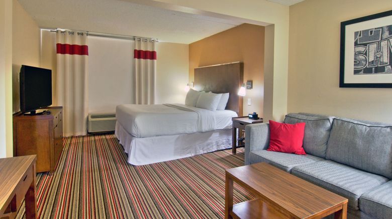 <b>Four Points by Sheraton Nashville Arpt Room</b>. Images powered by <a href="https://www.leonardoworldwide.com/" title="Leonardo Worldwide" target="_blank">Leonardo</a>.