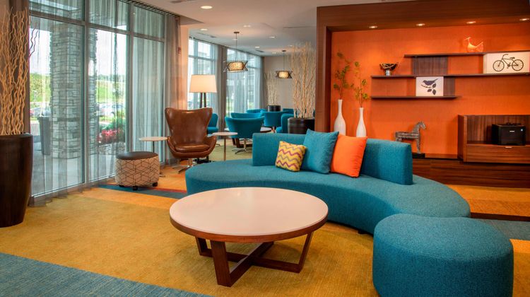Fairfield Inn & Stse Harrisburg Intl Apt Lobby