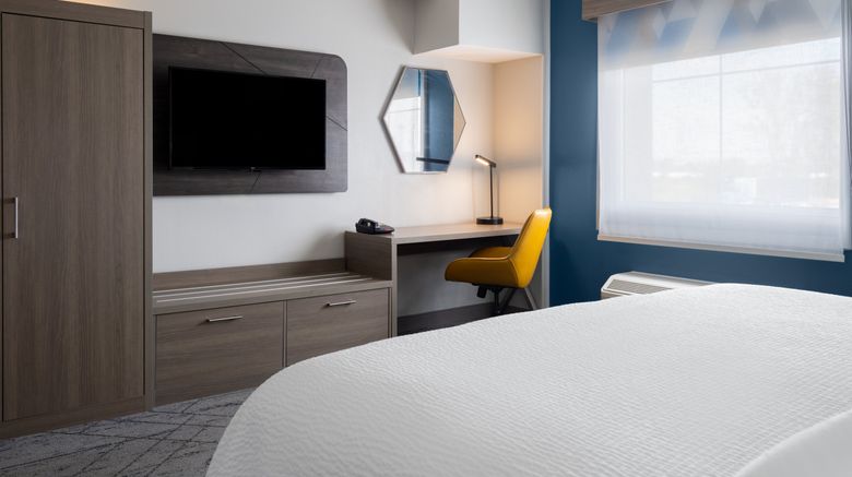 <b>Holiday Inn Express Toledo North Room</b>. Images powered by <a href="https://www.leonardoworldwide.com/" title="Leonardo Worldwide" target="_blank">Leonardo</a>.