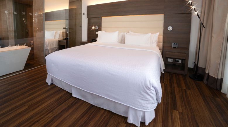 <b>Four Points by Sheraton, Bogota Suite</b>. Images powered by <a href="https://www.leonardoworldwide.com/" title="Leonardo Worldwide" target="_blank">Leonardo</a>.