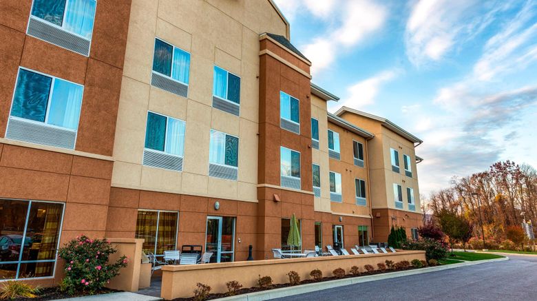 <b>Fairfield Inn & Suites New Cumberland Exterior</b>. Images powered by <a href="https://www.leonardoworldwide.com/" title="Leonardo Worldwide" target="_blank">Leonardo</a>.