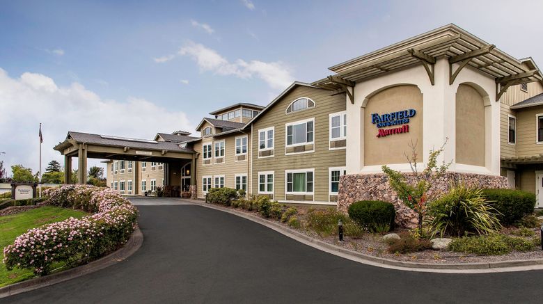 <b>Fairfield Inn & Suites Santa Rosa Exterior</b>. Images powered by <a href="https://www.leonardoworldwide.com/" title="Leonardo Worldwide" target="_blank">Leonardo</a>.
