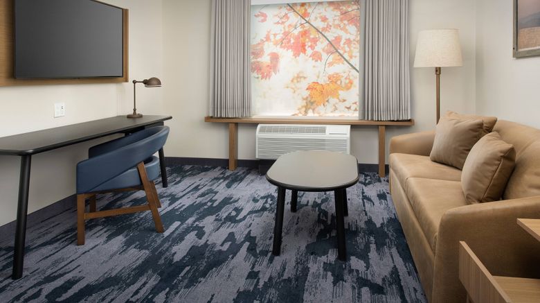 <b>Fairfield Inn & Suites Rohnert Park Room</b>. Images powered by <a href="https://www.leonardoworldwide.com/" title="Leonardo Worldwide" target="_blank">Leonardo</a>.