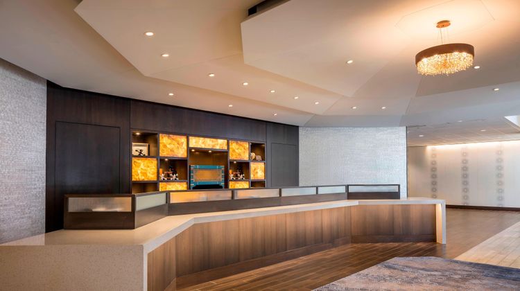 Four Points by Sheraton Norwood Lobby