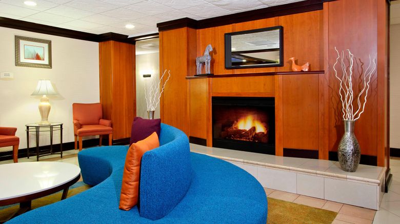 <b>Fairfield Inn & Suites Napa Valley Lobby</b>. Images powered by <a href="https://www.leonardoworldwide.com/" title="Leonardo Worldwide" target="_blank">Leonardo</a>.