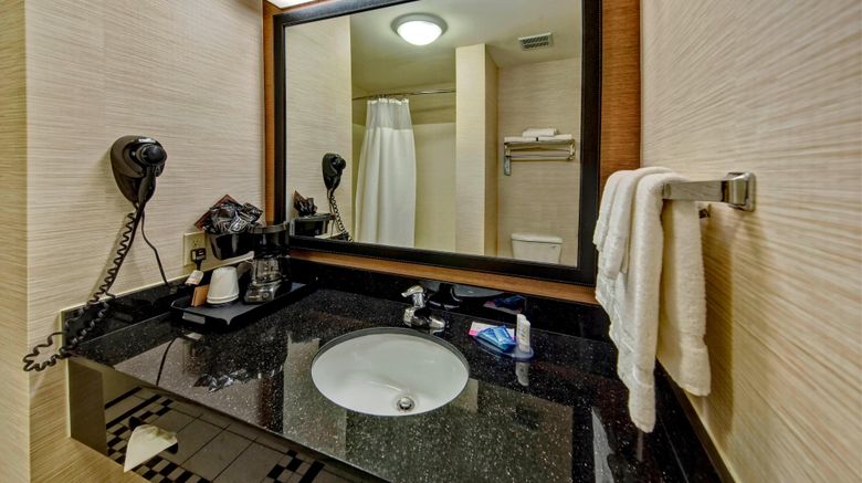 <b>Fairfield Inn/Suites Oklahoma City Arpt Room</b>. Images powered by <a href="https://www.leonardoworldwide.com/" title="Leonardo Worldwide" target="_blank">Leonardo</a>.