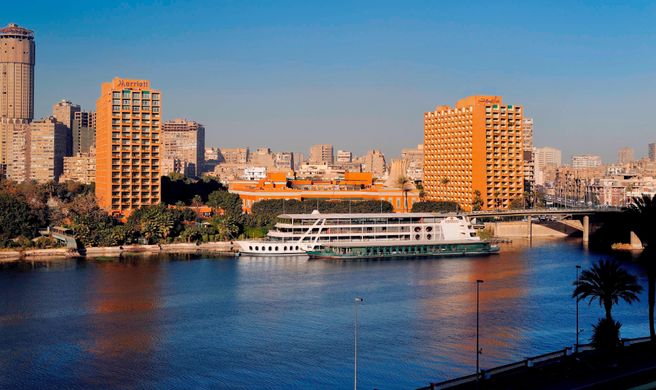 Cairo Marriott Htl & Omar Khayyam Casino Exterior