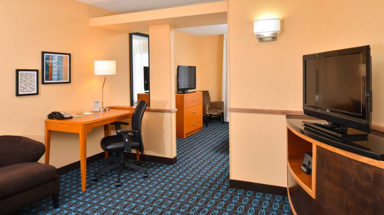 Fairfield Inn by Marriott Room