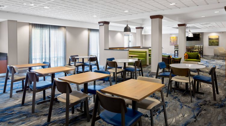 Fairfield Inn & Suites Restaurant