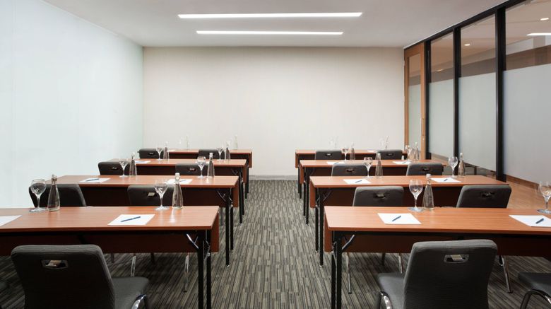 <b>Four Points by Sheraton Jakarta, Thamrin Meeting</b>. Images powered by <a href="https://www.leonardoworldwide.com/" title="Leonardo Worldwide" target="_blank">Leonardo</a>.