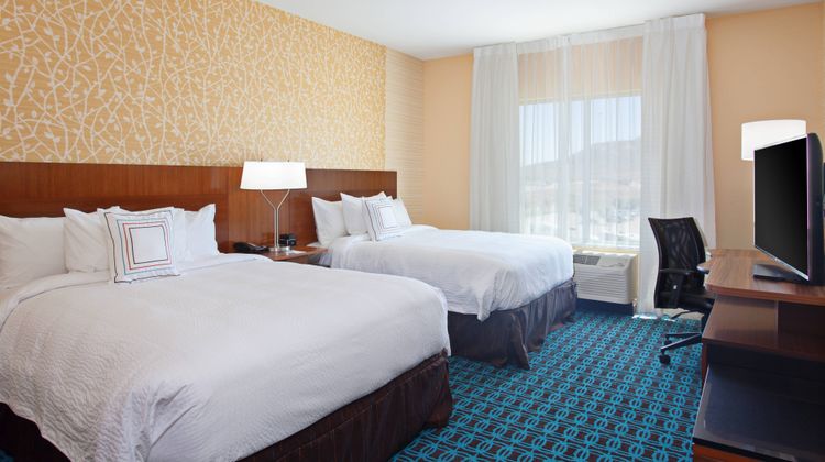 Fairfield Inn & Suites Tucumcari Room