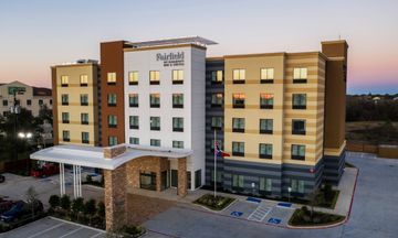 Fairfield Inn & Suites Brookhollow